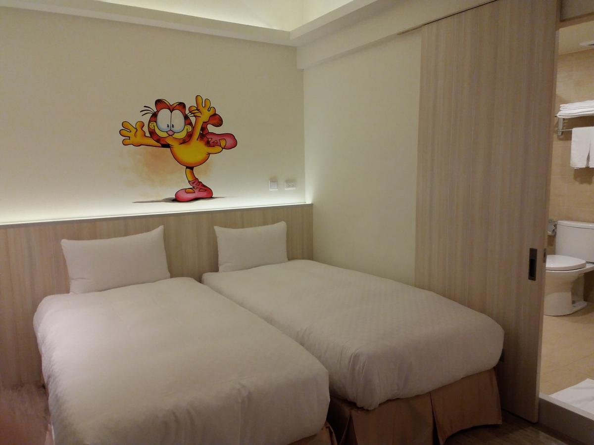 M Hotel Гаосюн Экстерьер фото